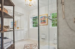 Master Bathroom - 