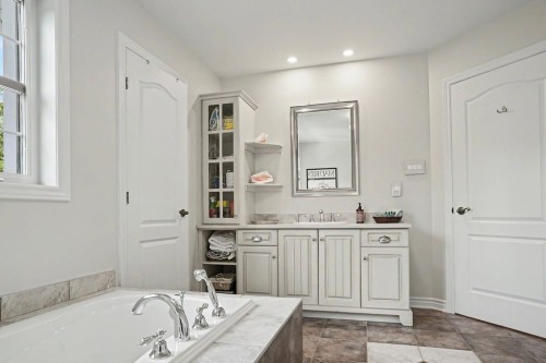 Salle de bains - 107 Rue Balmoral, Morin-Heights, QC 