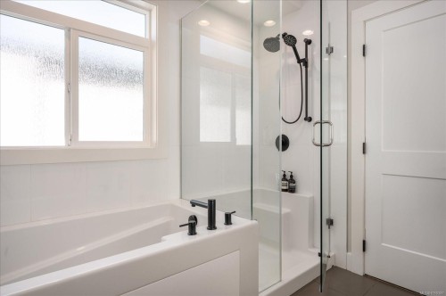 5641 Linley Valley Dr, Nanaimo, BC 
