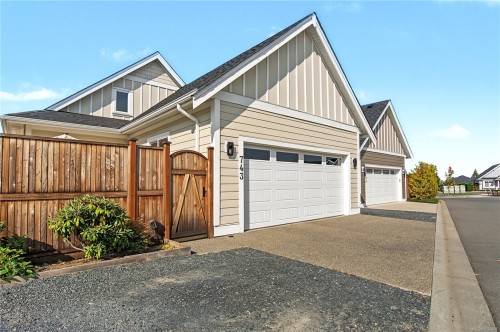 743 Briarwood Dr Sw, Parksville, BC 
