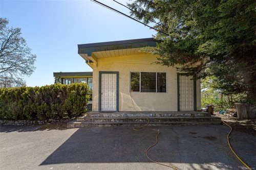 1899 John Rd, North Saanich, BC 