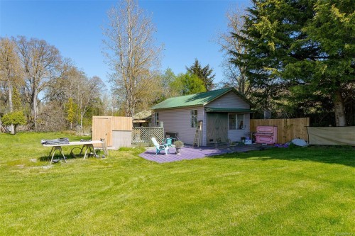 1899 John Rd, North Saanich, BC 