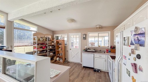 1899 John Rd, North Saanich, BC 