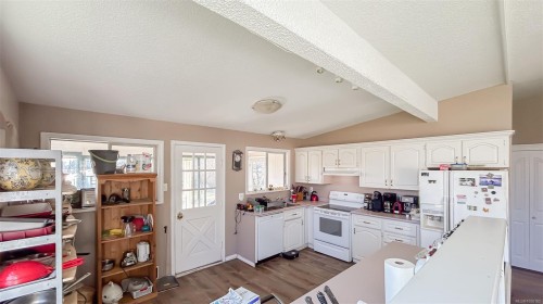 1899 John Rd, North Saanich, BC 