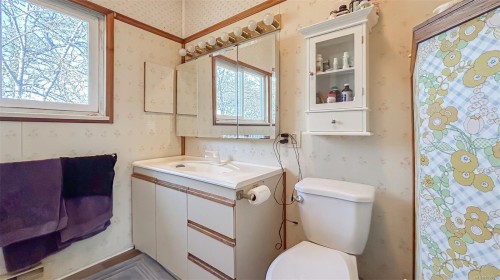 1899 John Rd, North Saanich, BC 