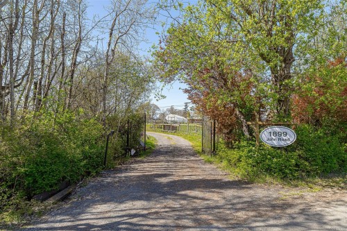 1899 John Rd, North Saanich, BC 