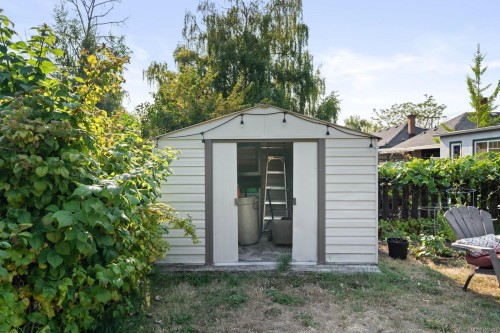 1481 Bay St, Victoria, BC 