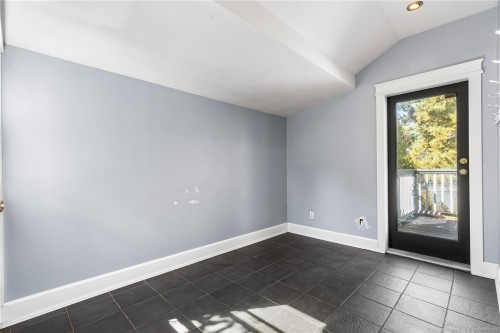 1360 Lang St, Victoria, BC 
