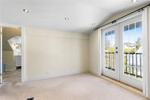 1360 Lang St, Victoria, BC 