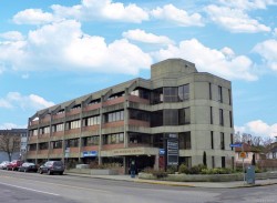 #402-2020 Richmond Ave Victoria, BC V8R 4P8