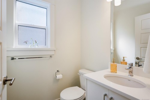 3492 Myles Mansell Rd, Langford, BC 