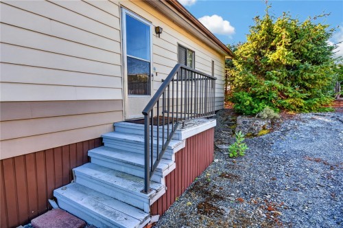 #110-6325 Metral Dr, Nanaimo, BC 