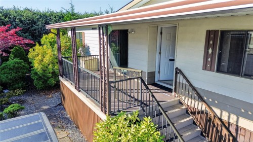 #110-6325 Metral Dr, Nanaimo, BC 