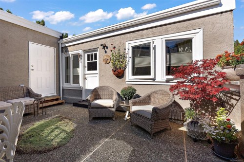 1111 Caledonia Ave, Victoria, BC 