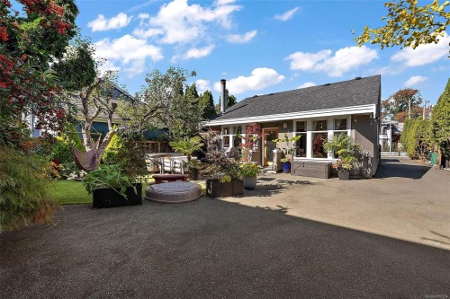 1109 Caledonia Ave, Victoria, BC 
