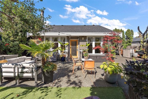 1109 Caledonia Ave, Victoria, BC 