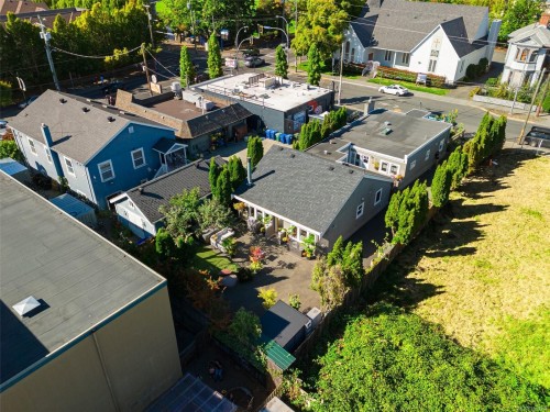 1109 Caledonia Ave, Victoria, BC 