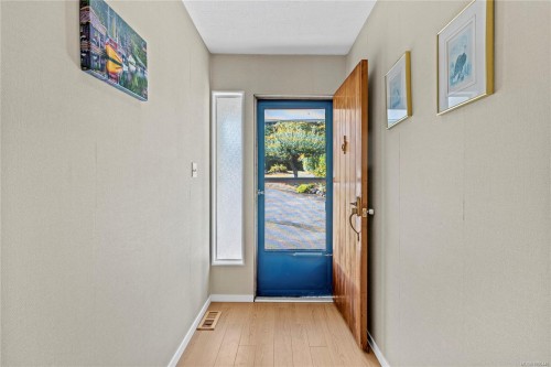 3809 Gardner Rd West, Saltair, BC 