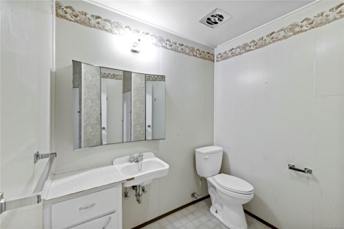 3809 Gardner Rd West, Saltair, BC 