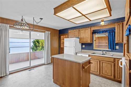 3809 Gardner Rd West, Saltair, BC 