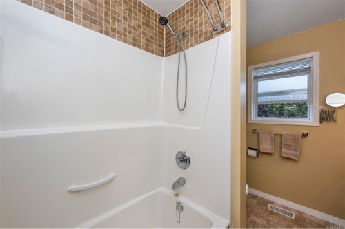3060 George St, Duncan, BC 