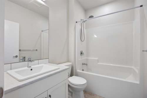 175-200 Grand Boulevard, Kamloops, BC 