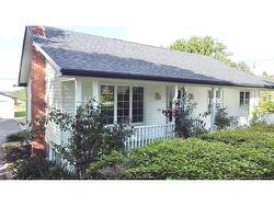 12 Meredith DR Sussex Corner, NB E4E 2T7