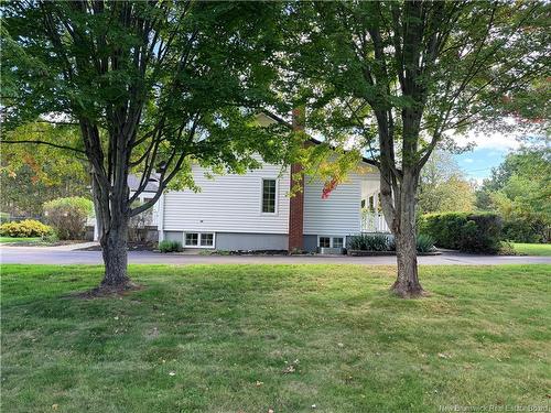 12 Meredith Dr, Sussex Corner, NB 