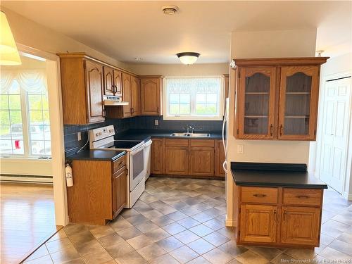 12 Meredith Dr, Sussex Corner, NB 