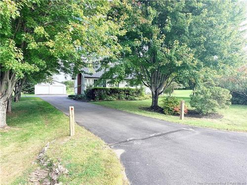 12 Meredith Dr, Sussex Corner, NB 
