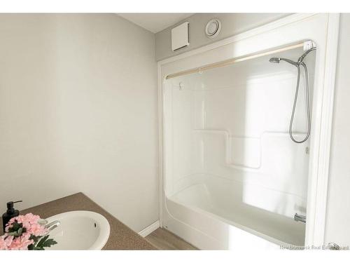 142 Jordan Cres, Moncton, NB 