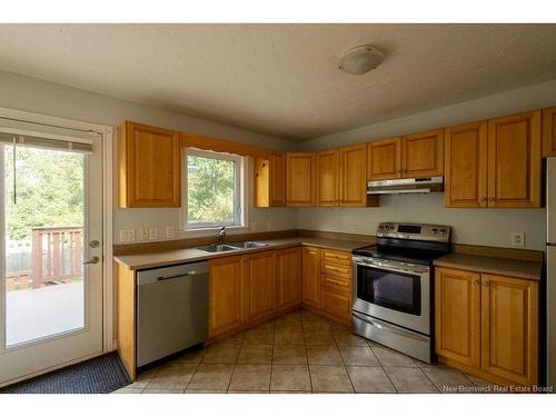 142 Jordan Cres, Moncton, NB 