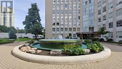802 - 3650 KANEFF CRESCENT Mississauga, ON L5A 4A1