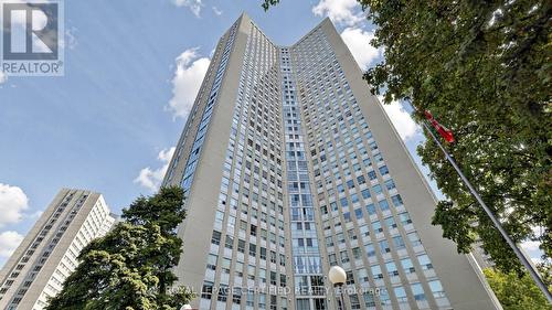 802 - 3650 Kaneff Crescent, Mississauga, ON 