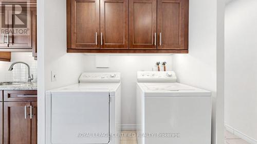 802 - 3650 Kaneff Crescent, Mississauga, ON 