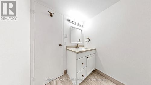 802 - 3650 Kaneff Crescent, Mississauga, ON 