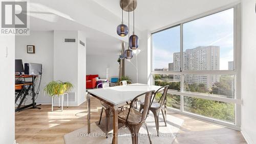 802 - 3650 Kaneff Crescent, Mississauga, ON 
