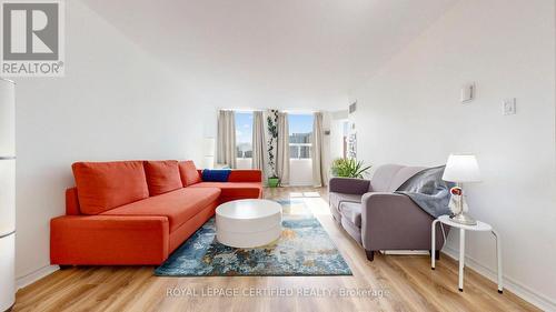 802 - 3650 Kaneff Crescent, Mississauga, ON 