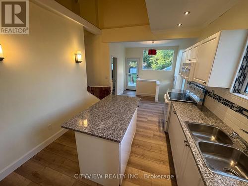 390 George Street, Sarnia, ON 