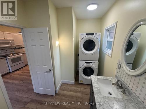 390 George Street, Sarnia, ON 