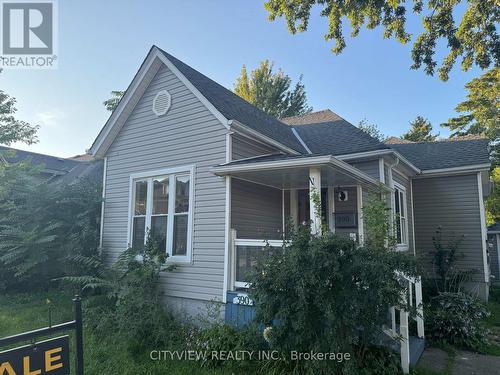 390 George Street, Sarnia, ON 