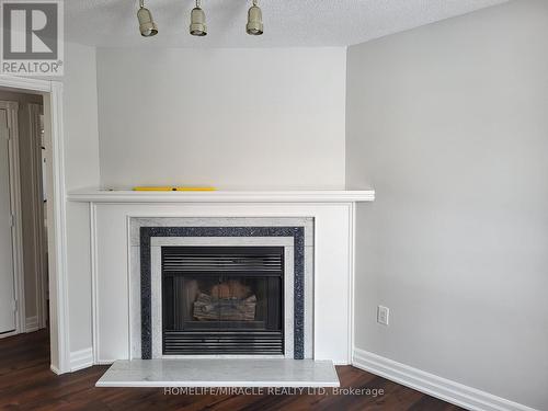 26 BRUSHWOOD CRESCENT , Barrie, Ontario L4N 7G6 3