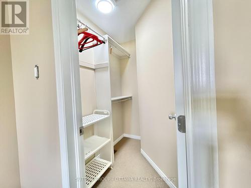 18 - 123 Corinth Private, Ottawa, ON 