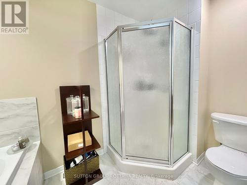 18 - 123 Corinth Private, Ottawa, ON 