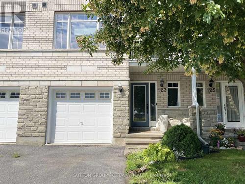 18 - 123 Corinth Private, Ottawa, ON 