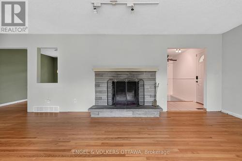 2642 Marble Crescent, Ottawa, ON 