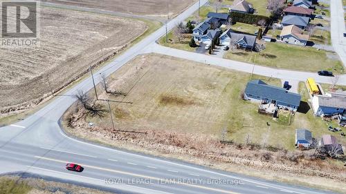 1 Lori Lane, North Dundas, ON 