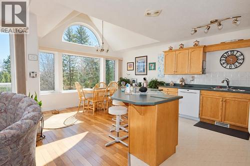 10 11 Eagle Crescent, Williams Lake, BC 