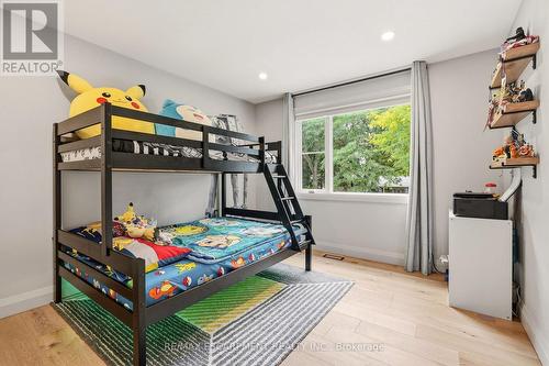 3368 Guildwood Drive, Burlington, ON 