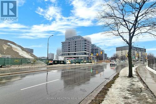 608 - 10 GIBBS ROAD , Toronto, Ontario M9B 0E3 2